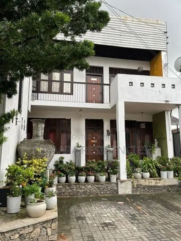 Fully Furnished 2 Bedroom Apartment
