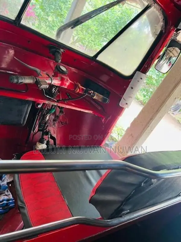 Bajaj RE 1997