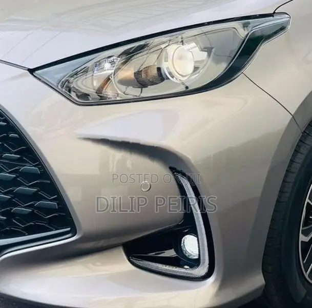 Toyota Yaris G LED Fog Alloy BSM 2024