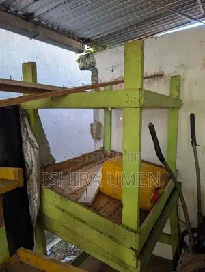 ලෑලි තට්ටු