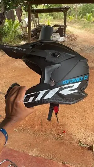 Full Face Helmet