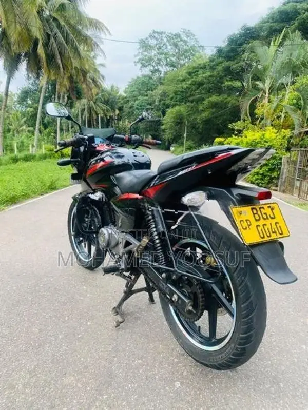 Bajaj Pulsar 180 2018