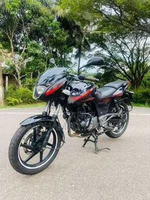Bajaj Pulsar 180 2018