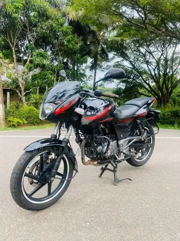 Bajaj Pulsar 180 2018