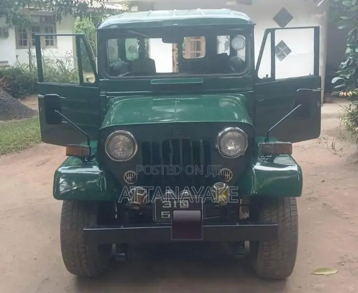 Mitsubishi J24 1980