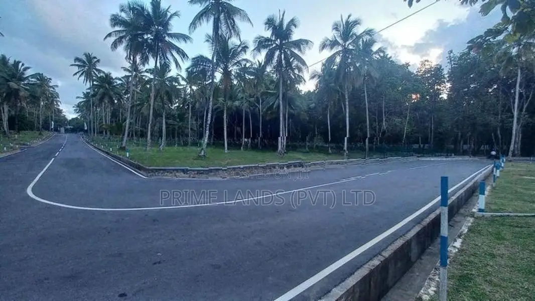යක්කල නගරයෙන්ම සුපිරි බිම්කොටස්
