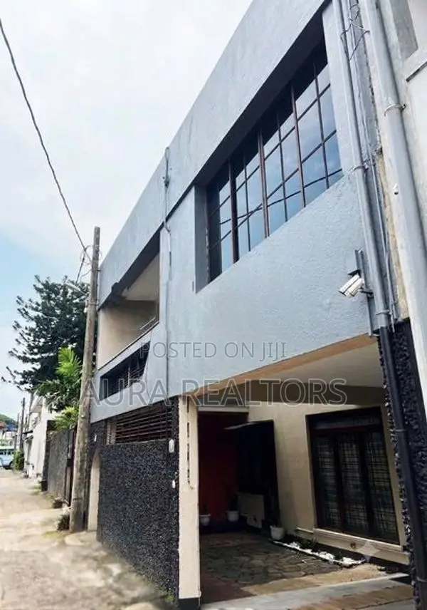 2-Storey House for Sale – Colombo 05 (p-366)