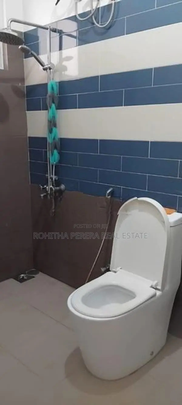 Nugegoda Thalapath Pitiya 3 Unit House For Sale