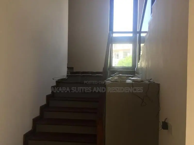16.25 Perches - House For Sale HL48046 In Kalubowila