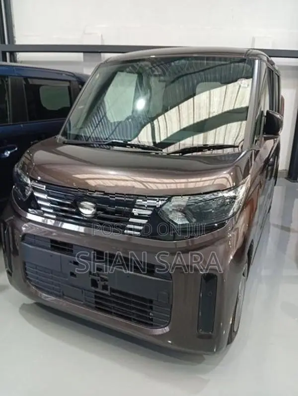 Nissan Roox X 2024