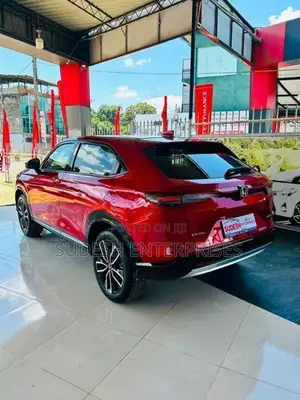 Honda Vezel Z 10 Speaker 2026