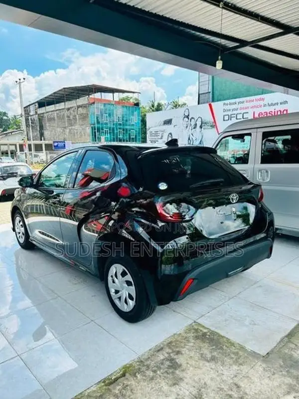 Toyota Yaris X 2024