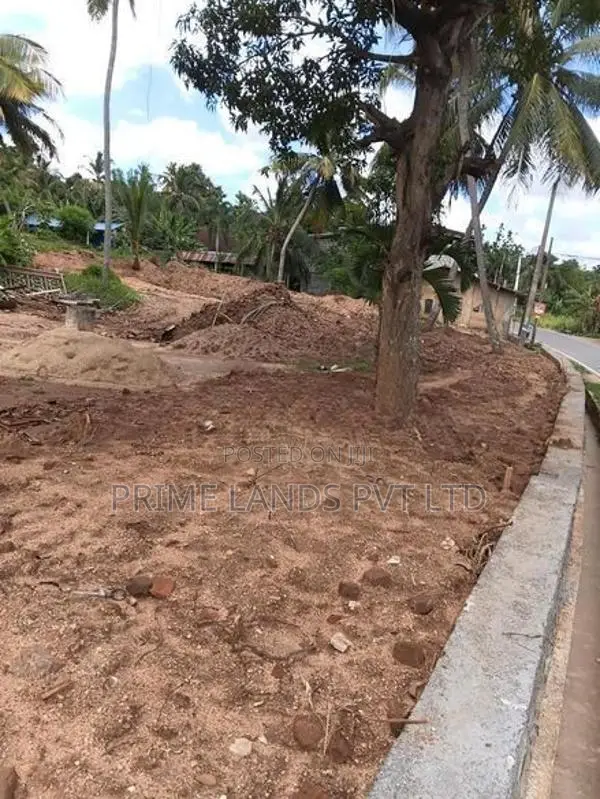 කුරුණෑගල නගරයට අසන්නයෙන් ඉඩමක් විකිණීමට