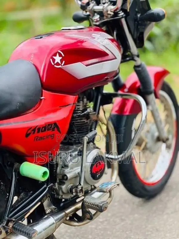 Bajaj CT100 2026