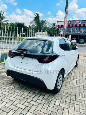 Toyota Yaris X 2024