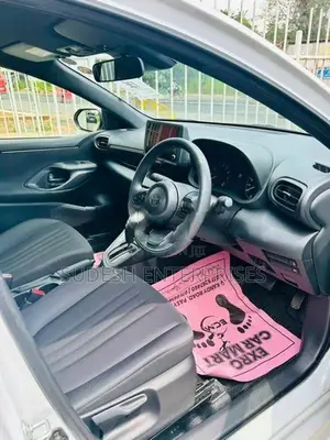 Toyota Yaris X 2024
