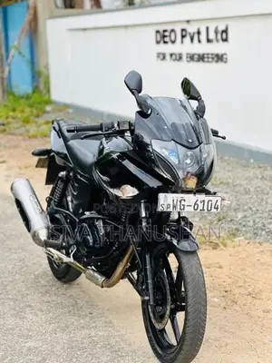Bajaj Pulsar 220F 2011
