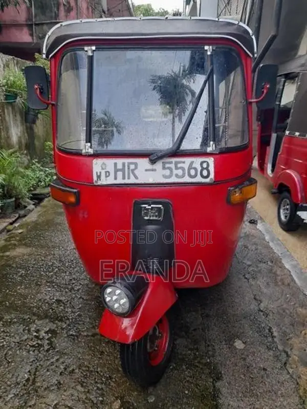 Bajaj RE 2003