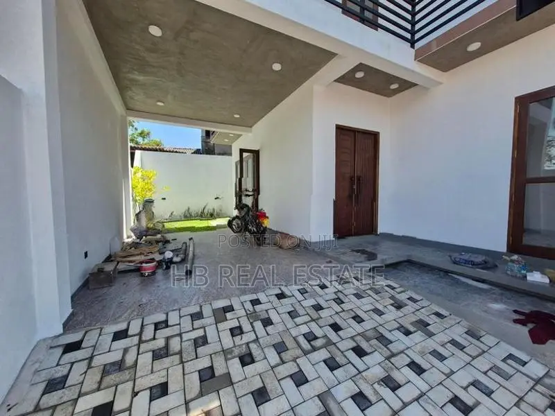 Architectural Designed Three Story House For Sale In Piliyandala