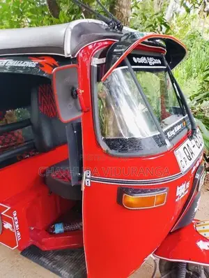 Bajaj RE 2008