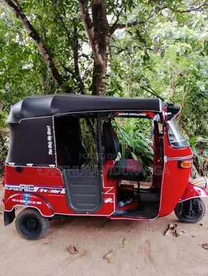 Bajaj RE 2008