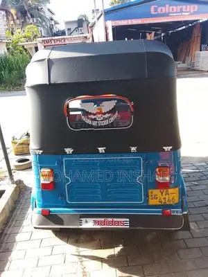 Bajaj RE 2010