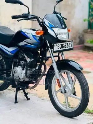 Bajaj CT100 2024