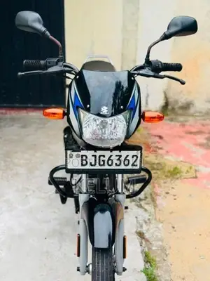 Bajaj CT100 2024