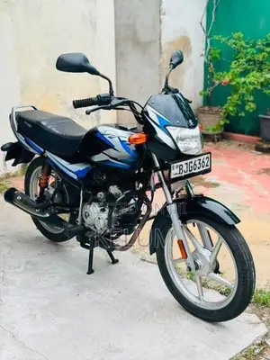 Bajaj CT100 2024