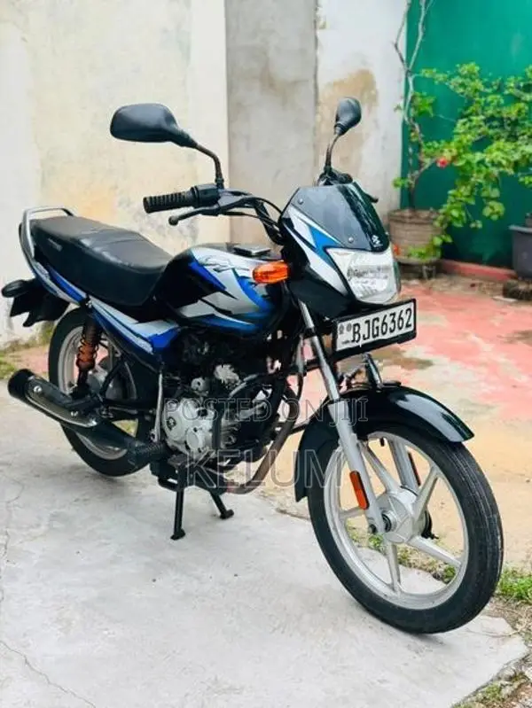 Bajaj CT100 2024