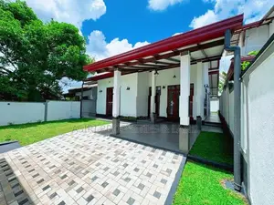 SINGLE STORY 3 BEDROOMS HOUSE FOR SALE IN PILIYANDALA POLGASOWITA