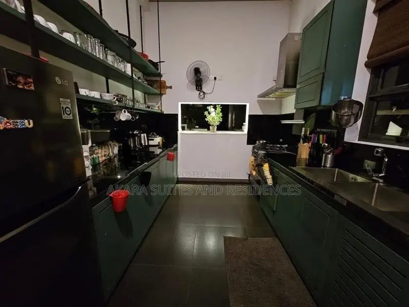 4,500 Sq.ft - Furnished House For Rent HL50613 In Mount Lavinia