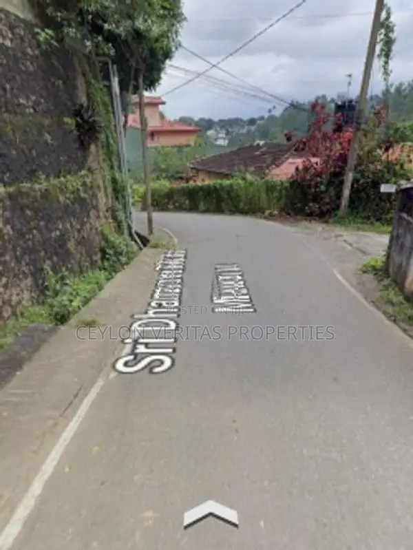 Land For Sale In Kandy ( 3 Minutes To Trinity College )