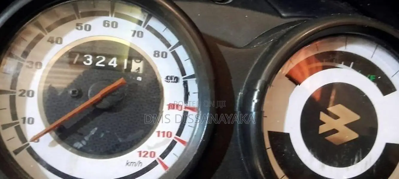 Bajaj Platina 100 2024