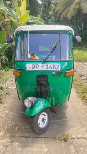Bajaj RE 2008