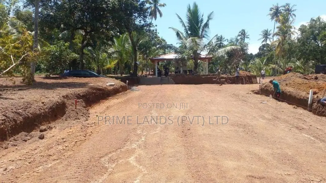 Prime Land Plots Near Hikkaduwa Town & Baddegama Highway Interchange