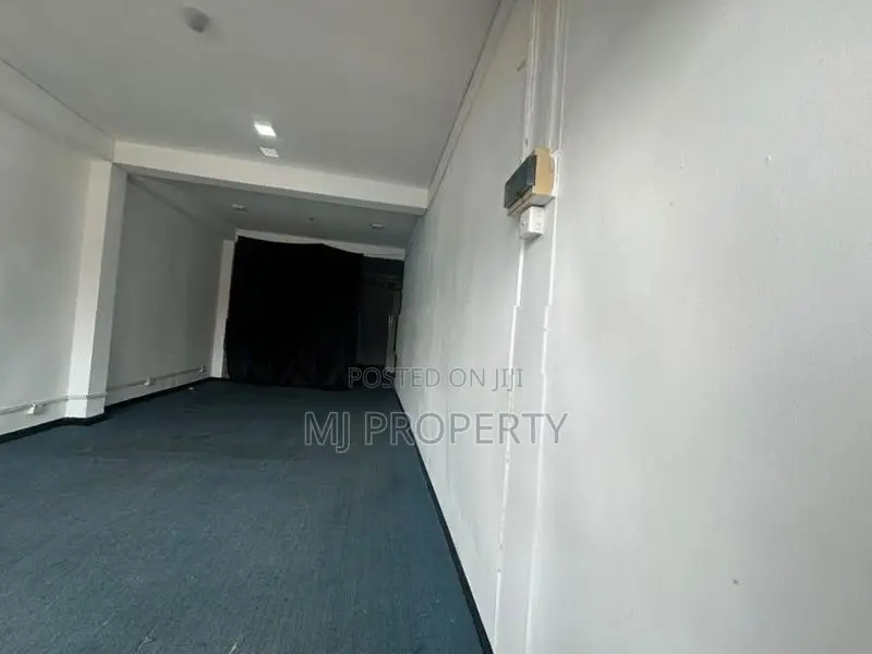 ( YC-1312) Valuable Commercial Shop Space Rent In Kottawa