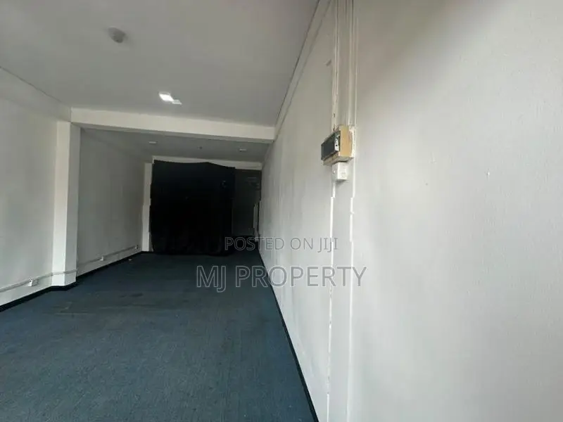( YC-1312) Valuable Commercial Shop Space Rent In Kottawa