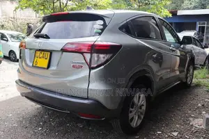 Honda Vezel 2015