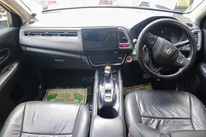 Honda Vezel 2015