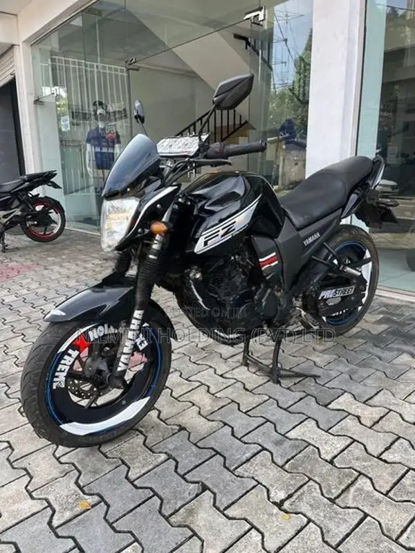 Yamaha FZS V1 2012