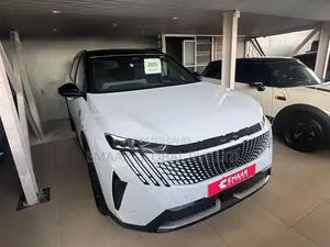 Peugeot 5008 Fully Loaded Spec 2025