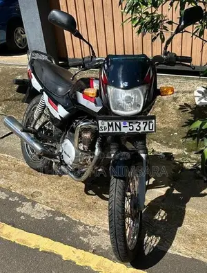 Bajaj CT100 2005