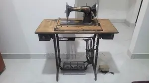 Vintage Antique Black With Gold Singer Treadle Hand Crank Sewing Machi