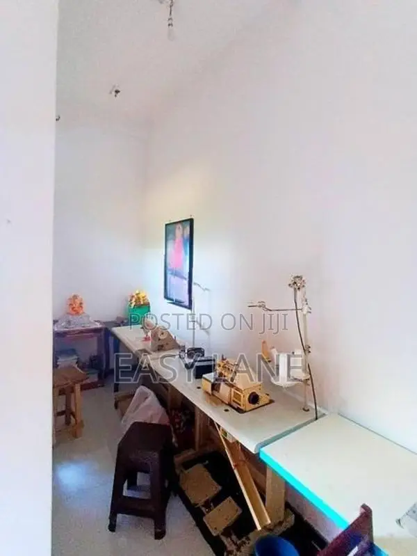 මහරගම – ගම්මාන පාර වටිනා නිවසක් විකිණීමට KM 9847 In Kadawatha