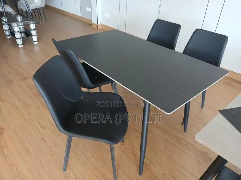 Quality Dining Table – ඔබේ නිවසට ලස්සනටම ගැළපෙන තේරීම