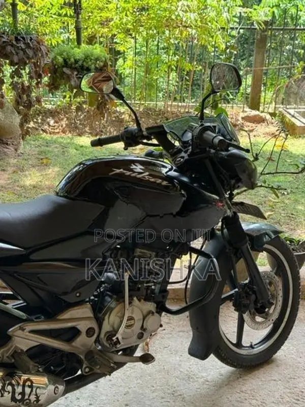 Bajaj Pulsar 135 2015