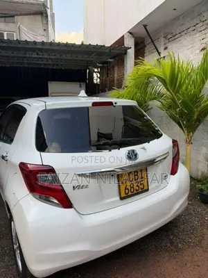 Toyota Vitz 2016