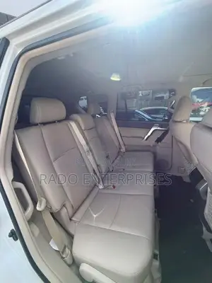 Toyota Land Cruiser Prado Black Edition 2023