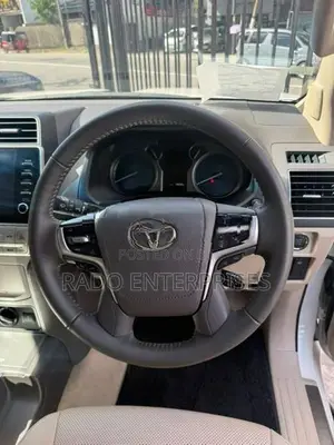 Toyota Land Cruiser Prado Black Edition 2023